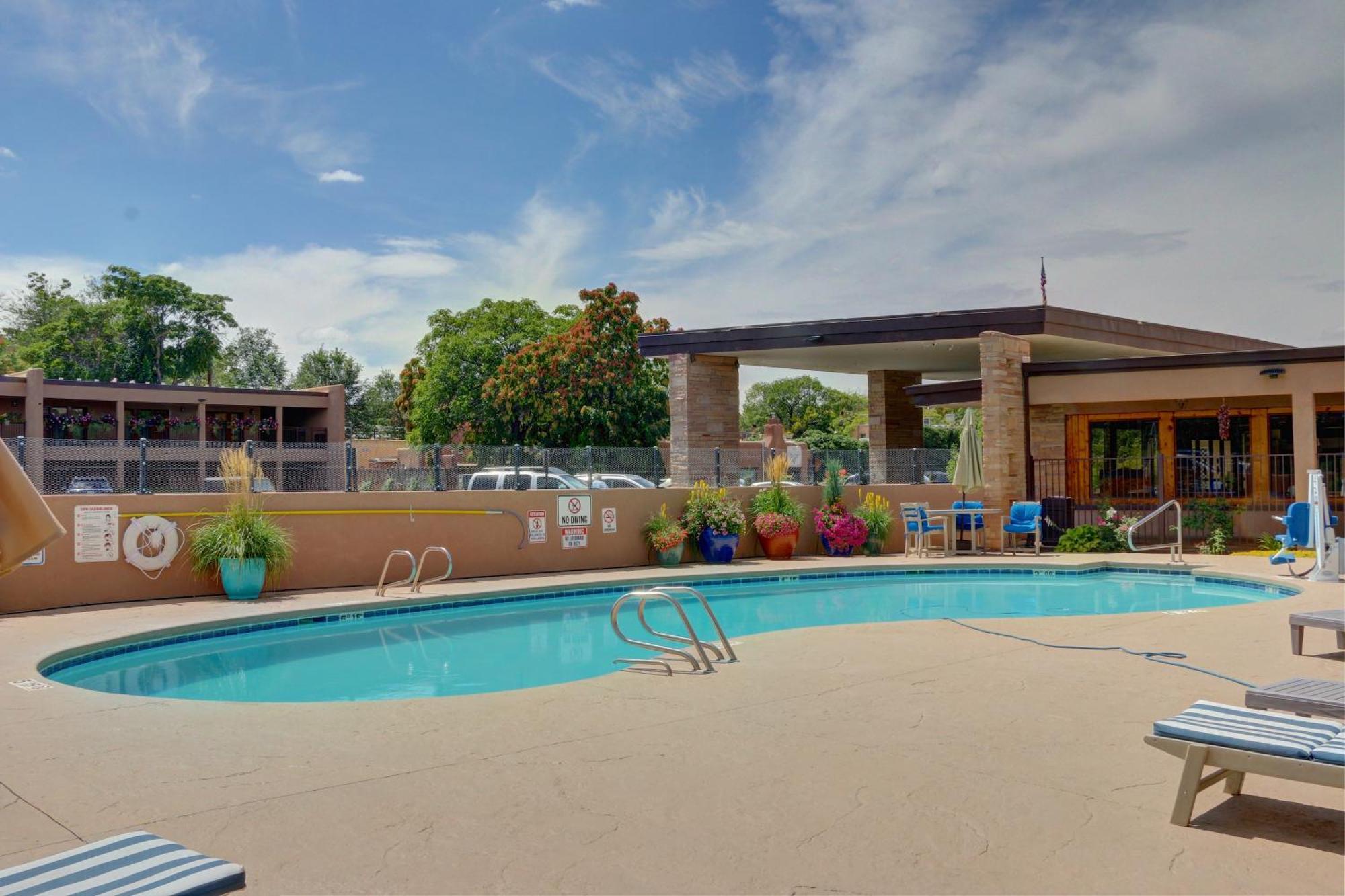 El Sendero Inn, Ascend Hotel Collection سانتا فيه المظهر الخارجي الصورة