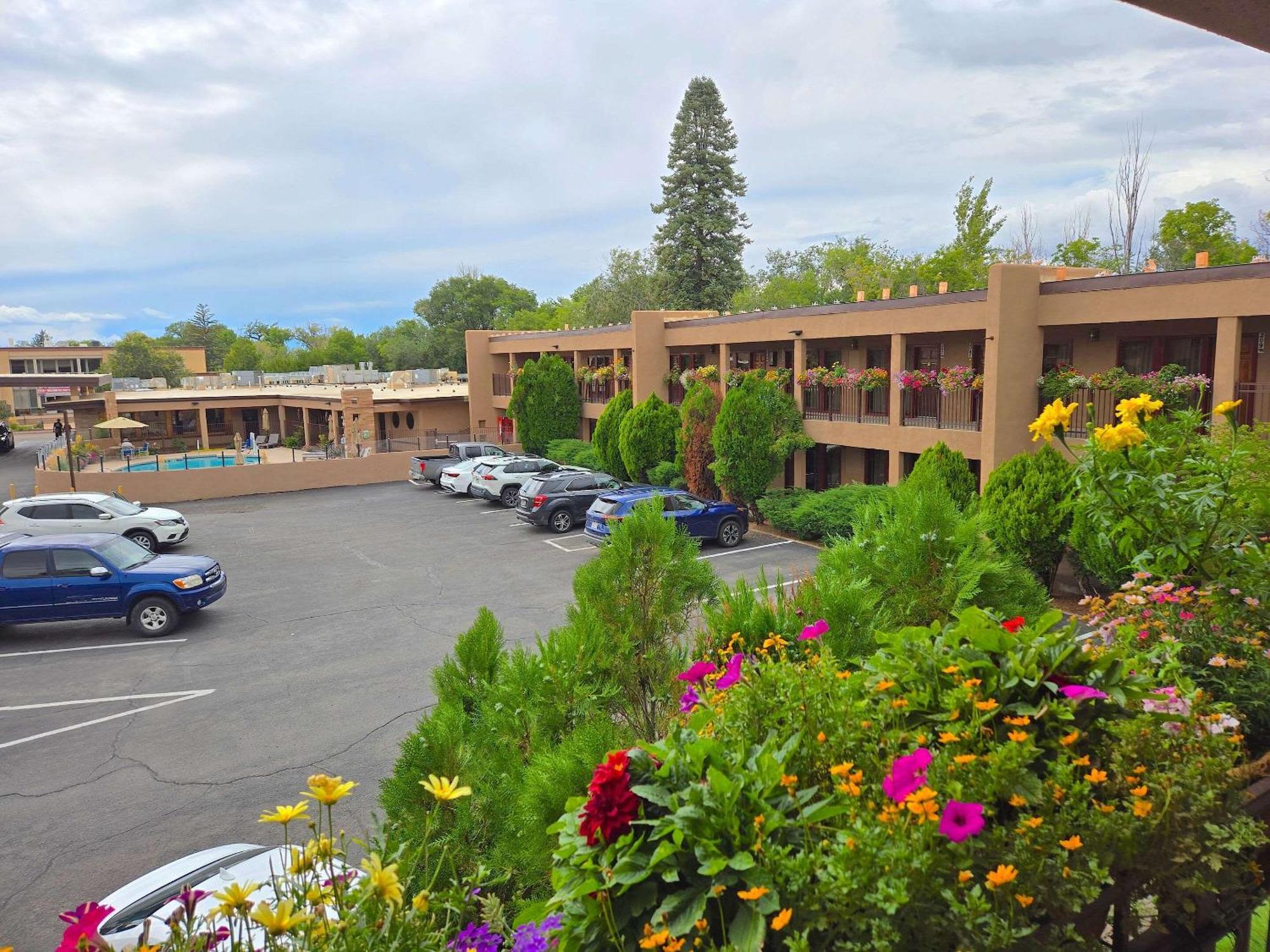 El Sendero Inn, Ascend Hotel Collection سانتا فيه المظهر الخارجي الصورة