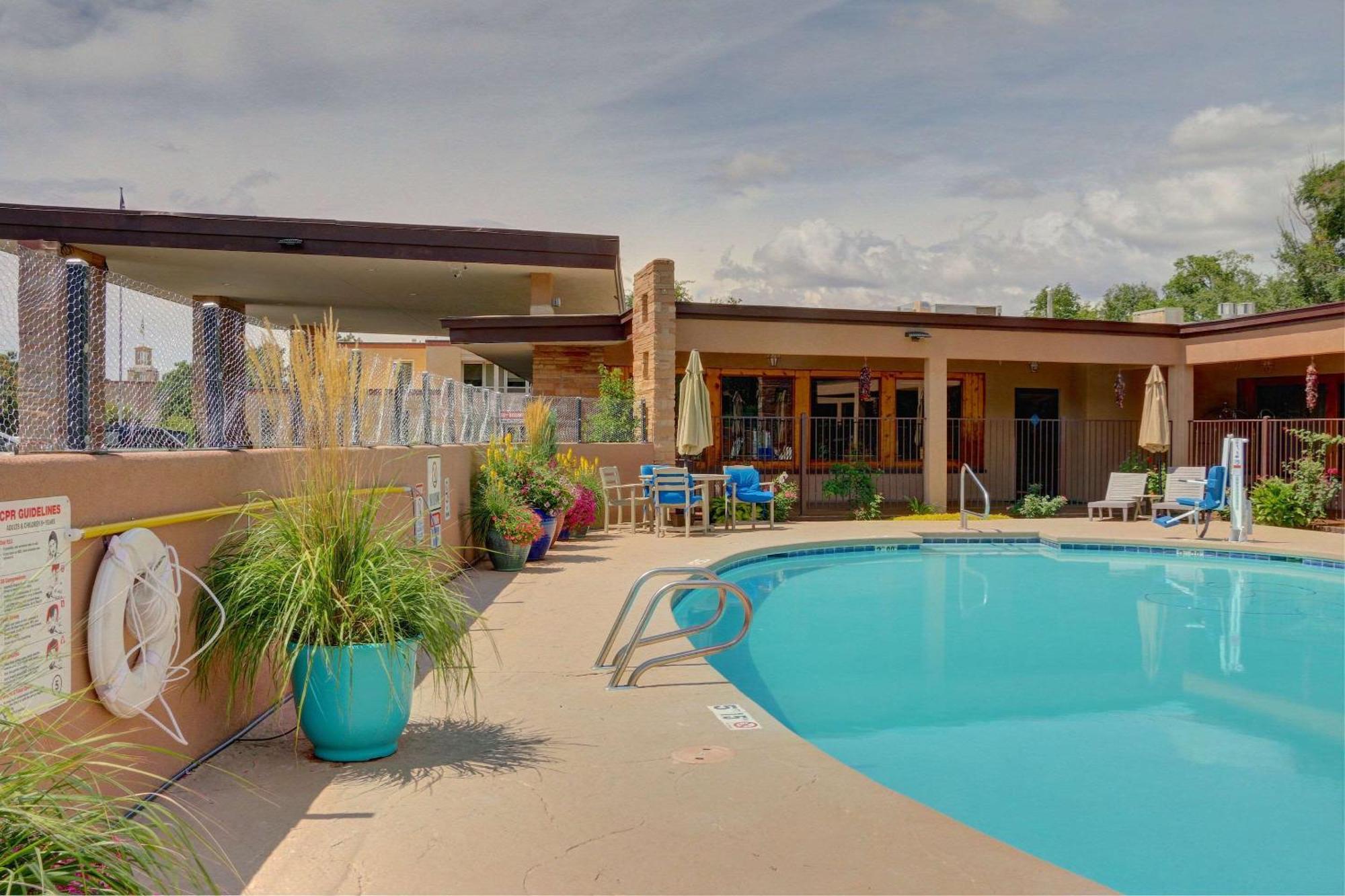 El Sendero Inn, Ascend Hotel Collection سانتا فيه المظهر الخارجي الصورة